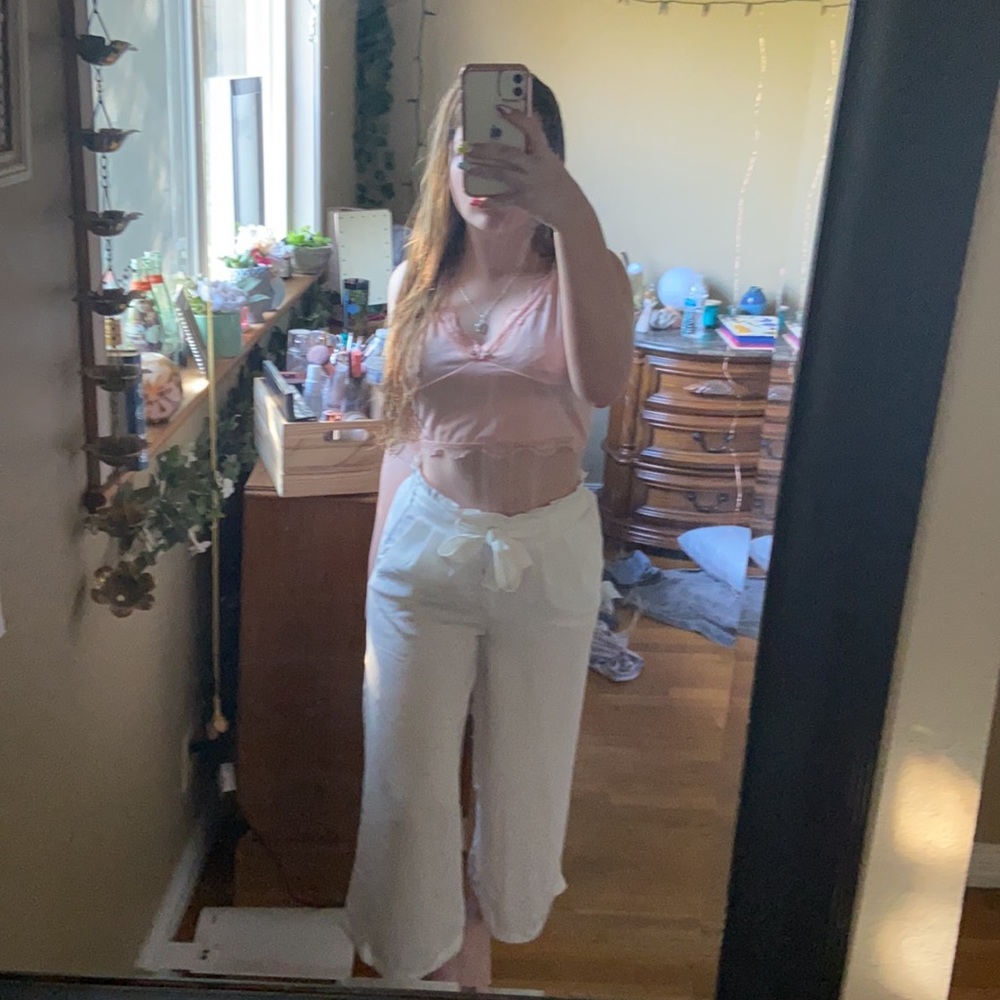 White beach pants